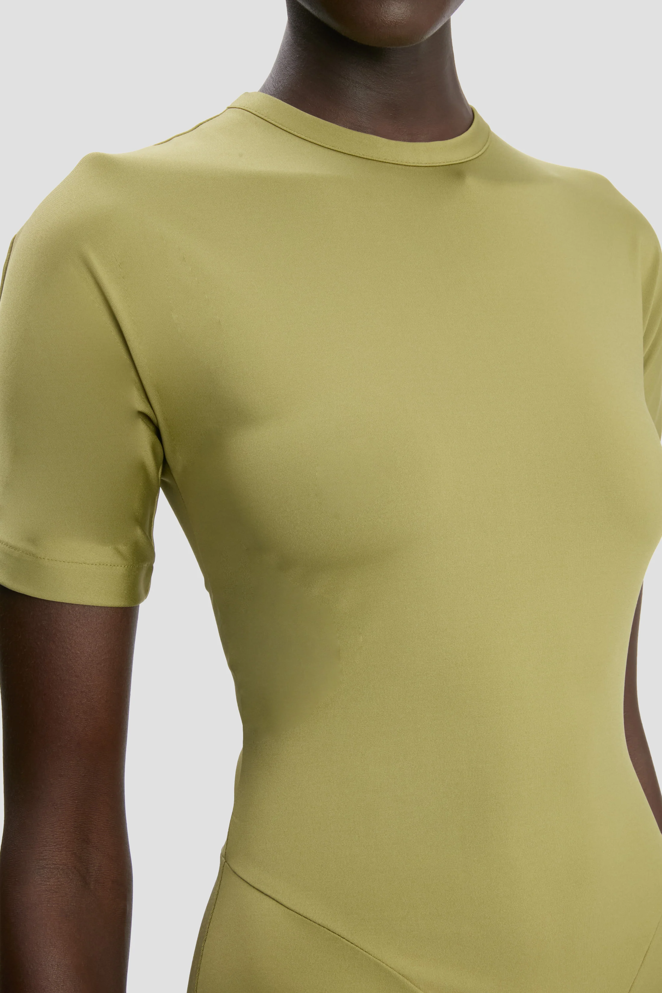 Blaire Midi Dress In Greenfinch - Image 4
