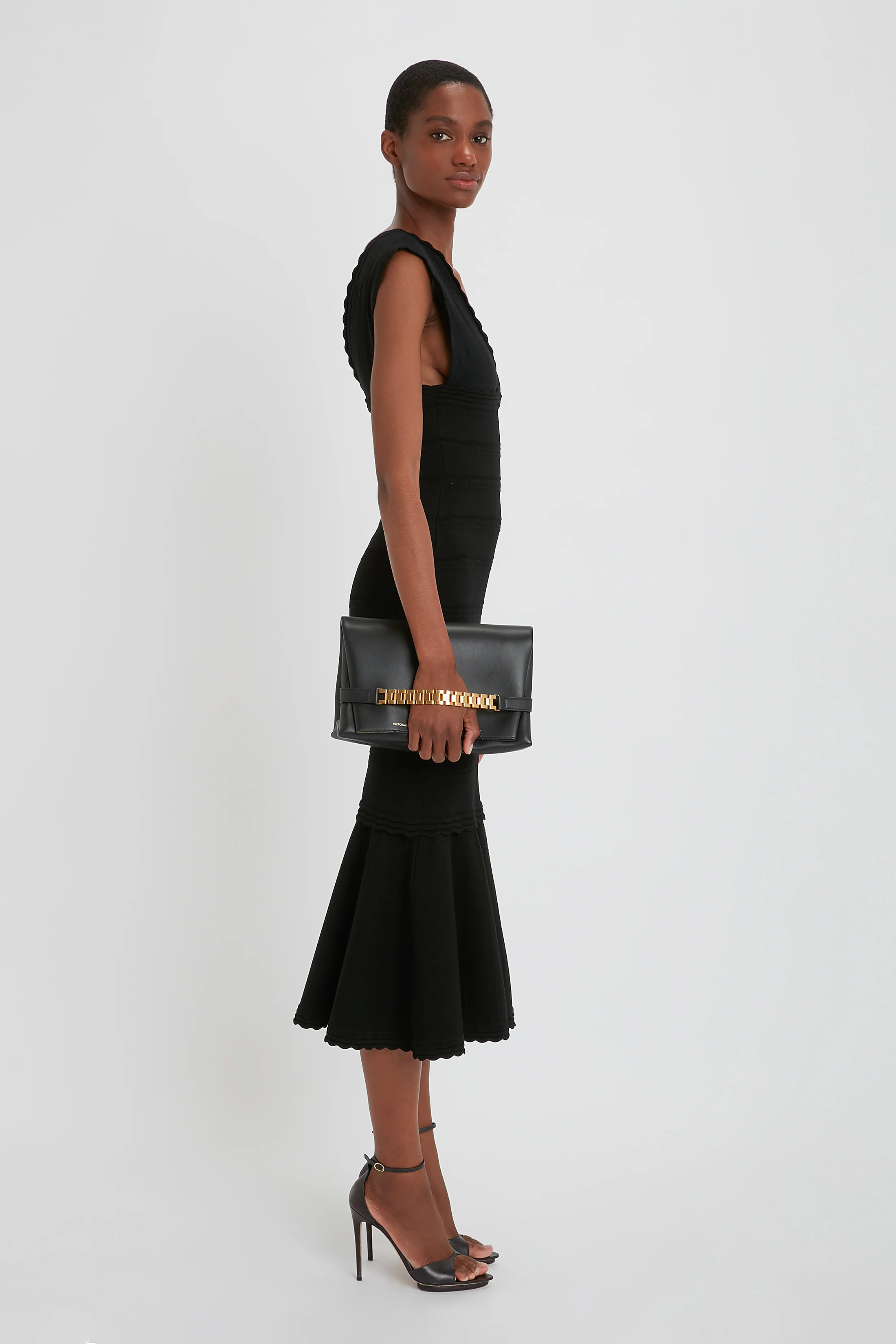 Chain Pouch Bag In Black Leather - Image 3