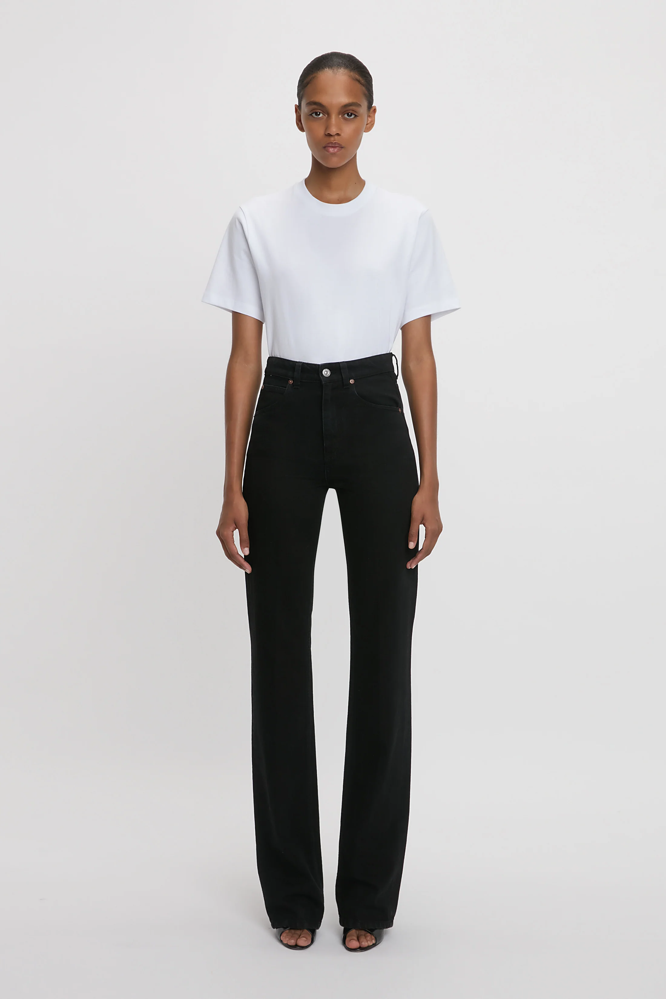Julia Stretch Jean In Washed Black