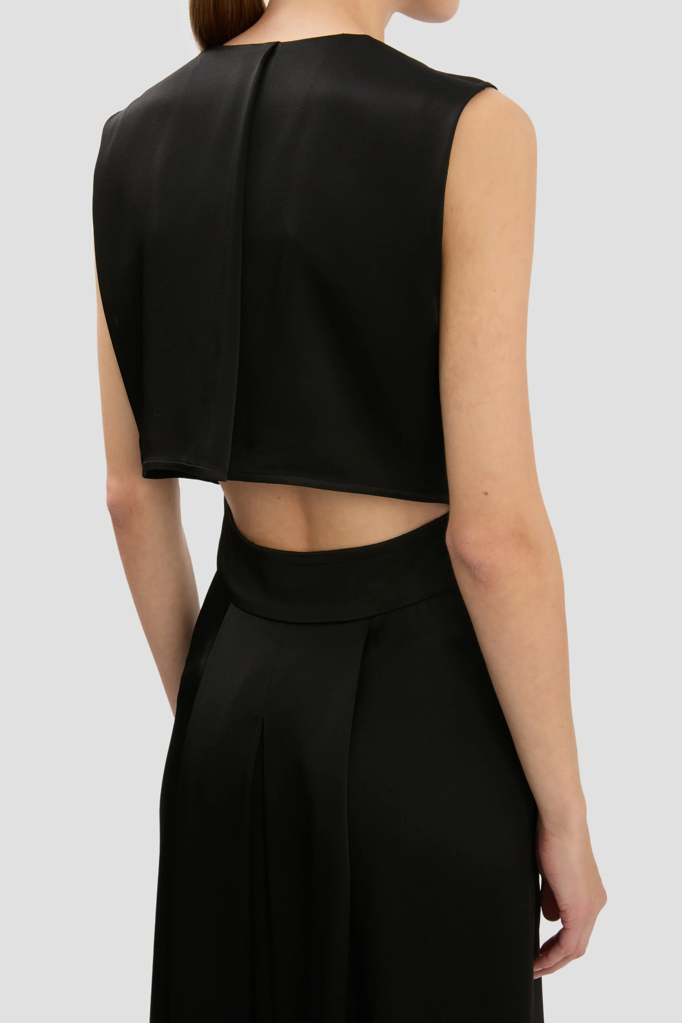 Sybil Midi Dress In Black - Image 4