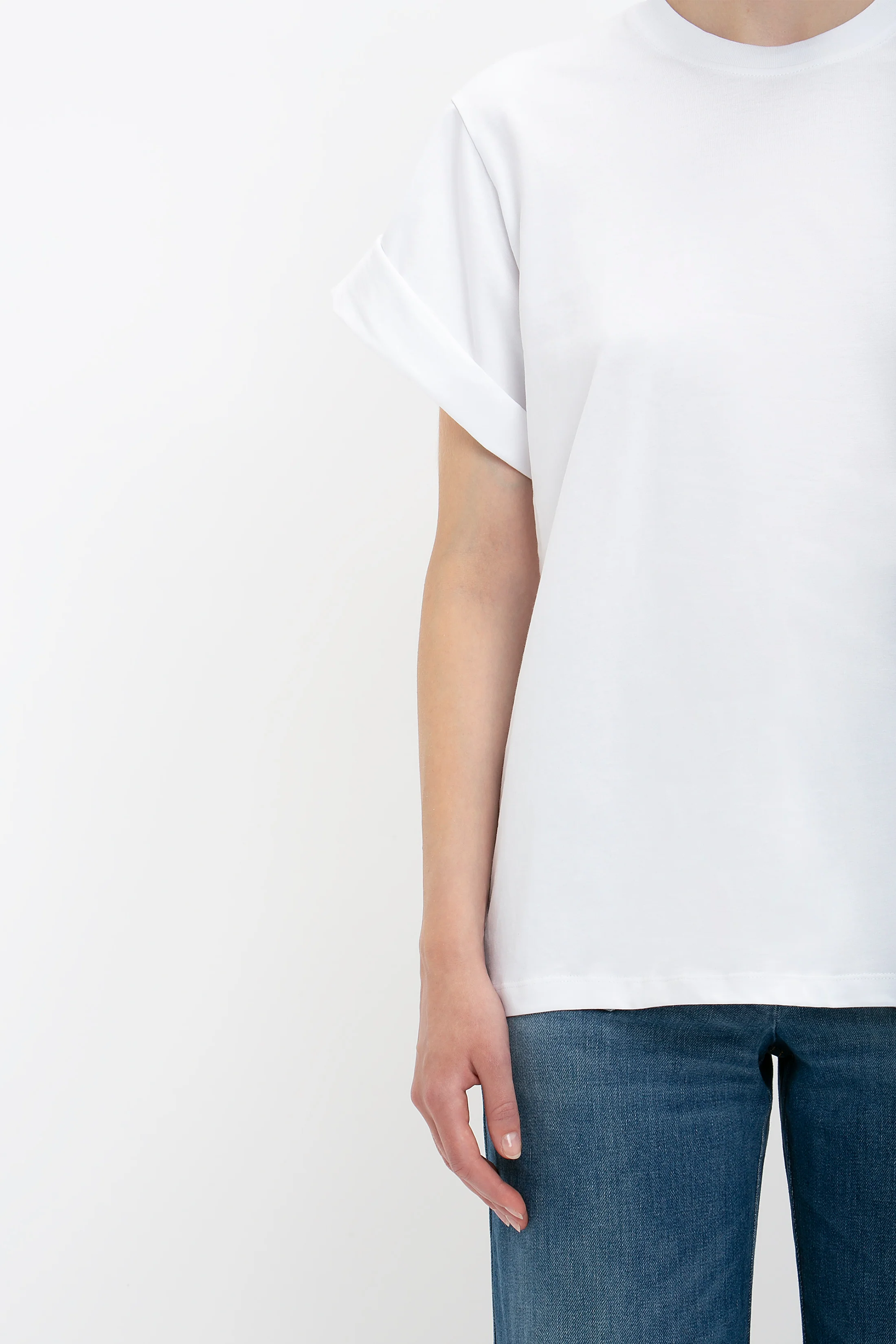 Tilly T-Shirt In White - Image 4